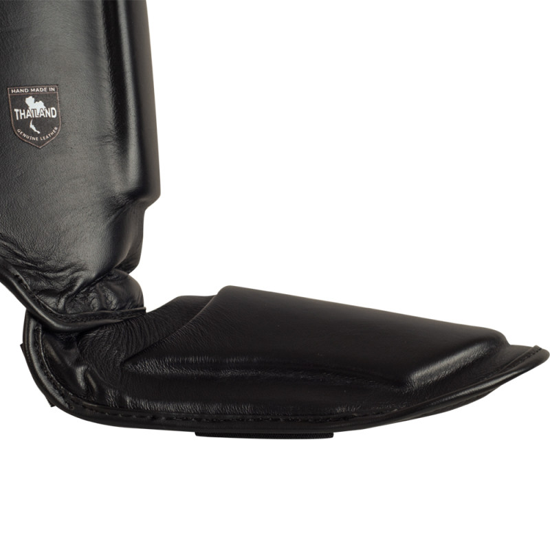 Muayway «Classic» Shin Guard Muay Thai Boxing Black
