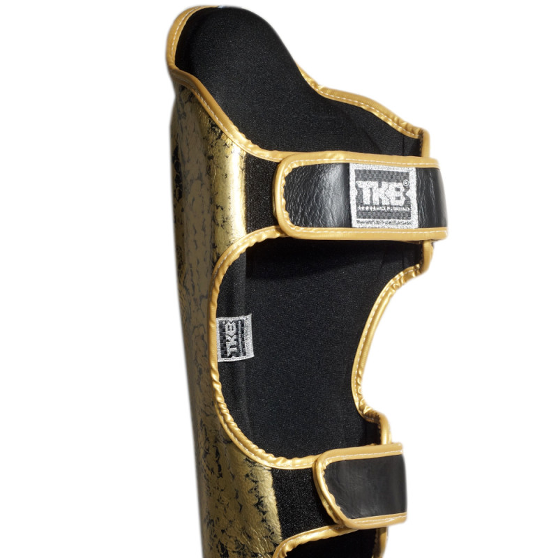 TKB TopKing TKSGSS-02 Shin Guards Muay Thai Boxing "Snake" Gold (Black)